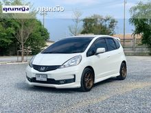 2013 Honda Jazz 1.5 (ปี 08-14) SV i-VTEC Hatchback AT