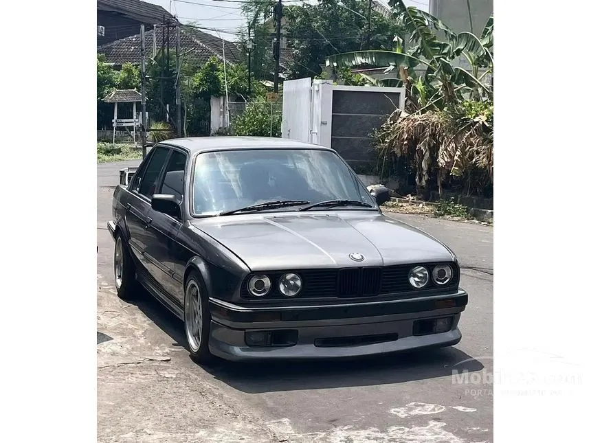 Jual Mobil BMW 318i 1990 1.8 Manual 1.8 di Jawa Tengah Manual Sedan Abu ...