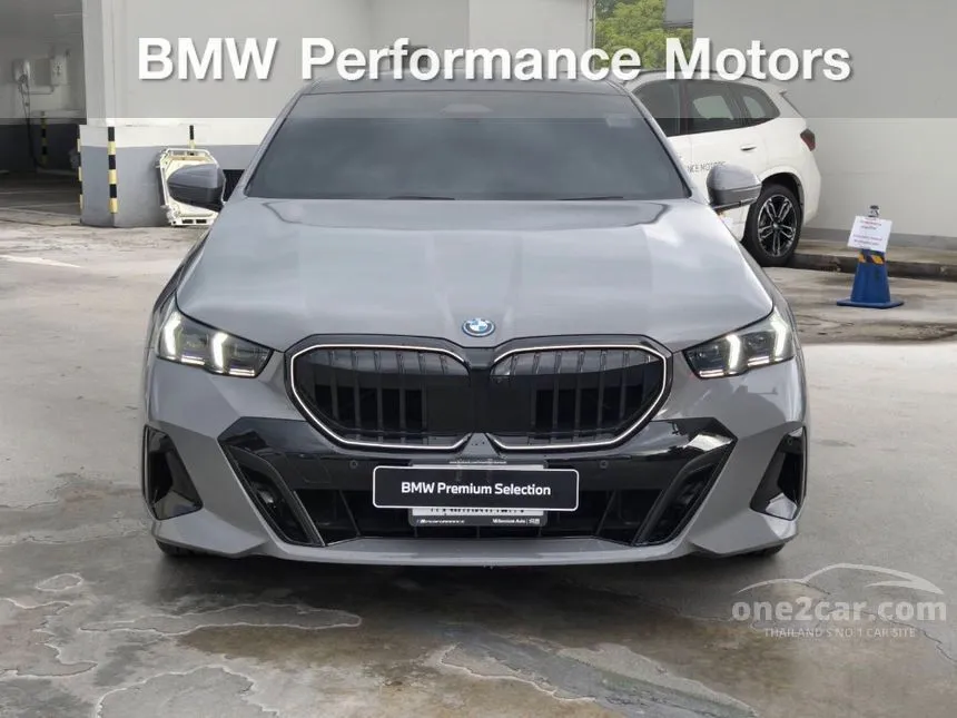 2024 BMW 530e M Sport Pro Sedan