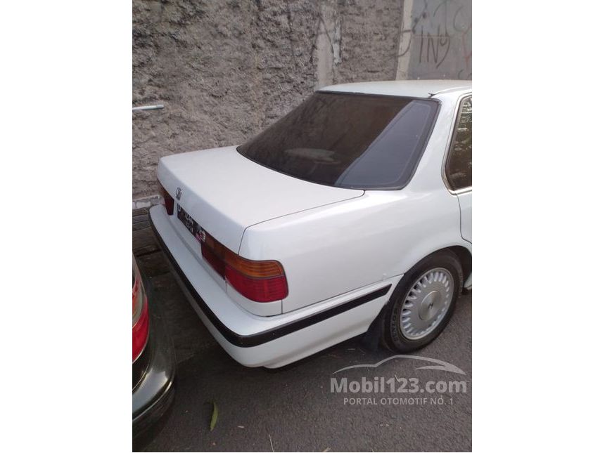 Jual Mobil  Honda Accord  1991 2 0 di Jawa Barat Automatic 