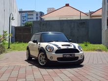 2008 MINI Cooper 1.6 R56 S-turbo putih odo 6800
