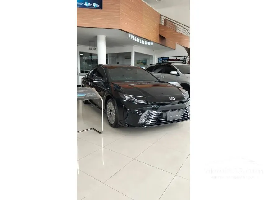2026 Toyota Camry V Sedan