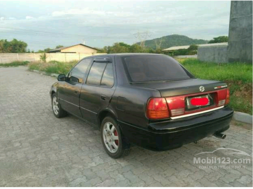 1995 Suzuki Esteem Sedan