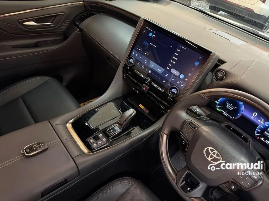 2024 Toyota Alphard HEV Modelista MPV