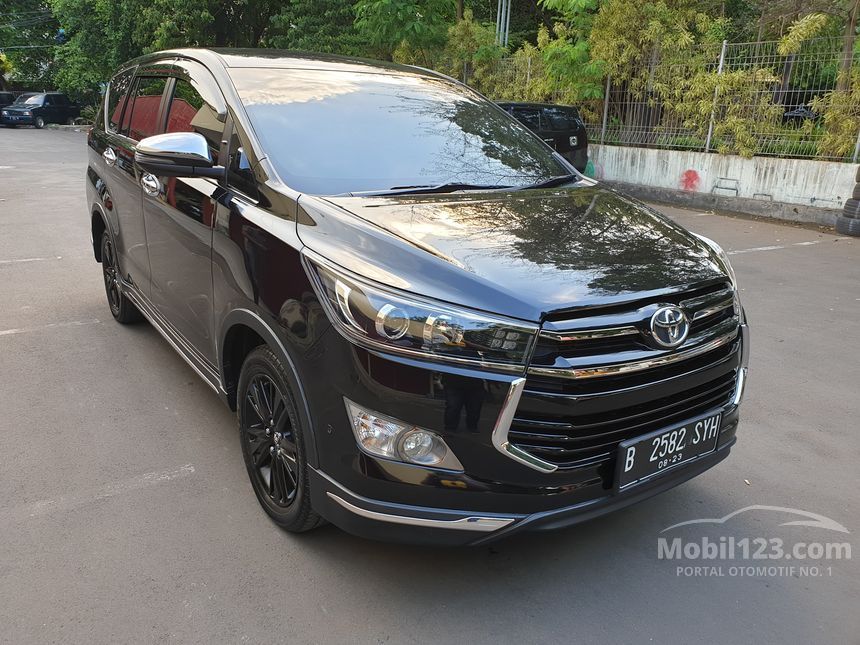 Jual Mobil Toyota Innova  Venturer  2022 N140 2 4 di DKI 