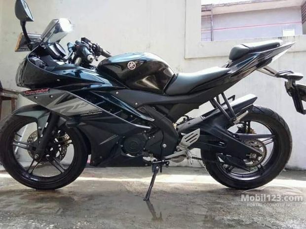 Yamaha Yzf R15 Motor Bekas Baru dijual di Indonesia 