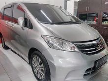 Honda Freed 1.5 PSD | MULUS TERAWAT