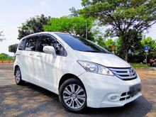 HONDA FREED E PSD AT 2014,Sangat terawat Istimewa