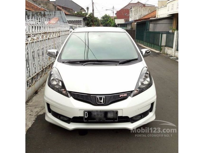 Jual Mobil Honda Jazz 2013 RS 1.5 di Jawa Barat Manual 