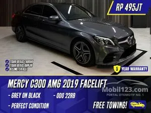 2019 Mercedes-Benz C300 2.0 AMG Line Sedan