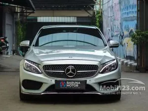 2017 Mercedes-Benz C300 2.0 AMG Line CKD Sedan