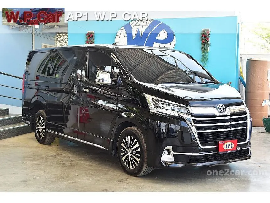 2021 Toyota Majesty Premium Van
