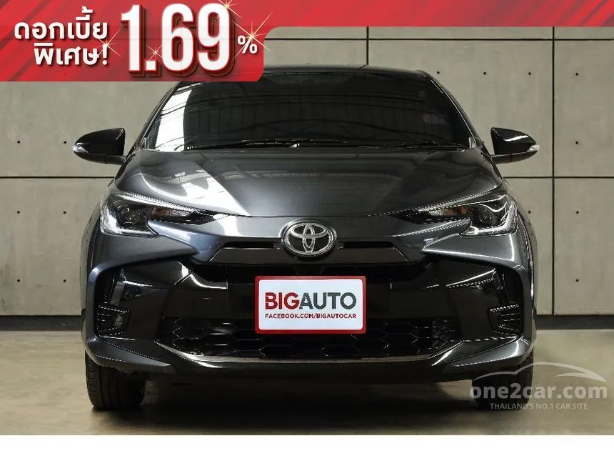 2023 Toyota Yaris Smart Hatchback