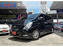 2014 Hyundai H-1 2.5 (ปี 08-17) Deluxe Van