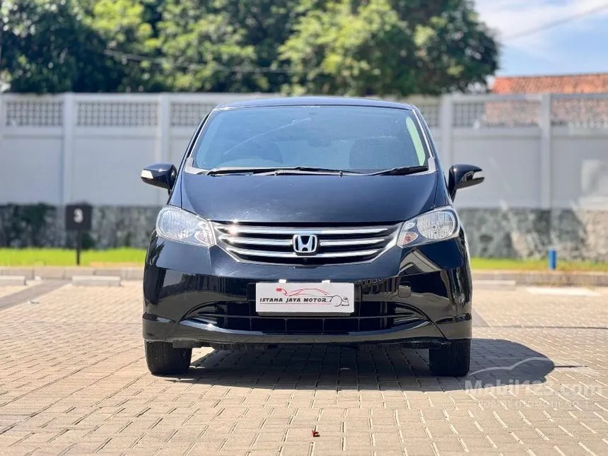 2011 Honda Freed Power Sliding Door MPV