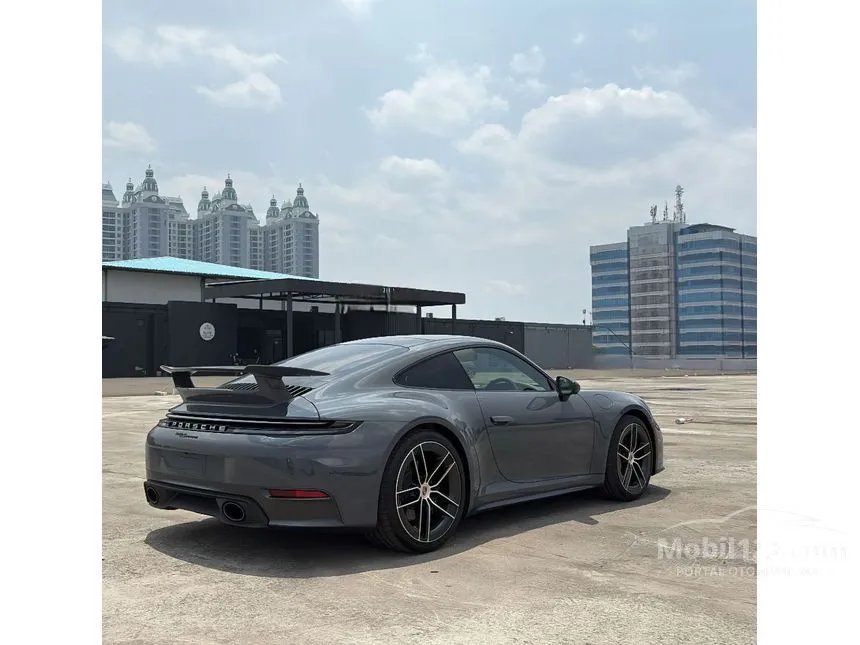 2025 Porsche 911 Carrera S Coupe