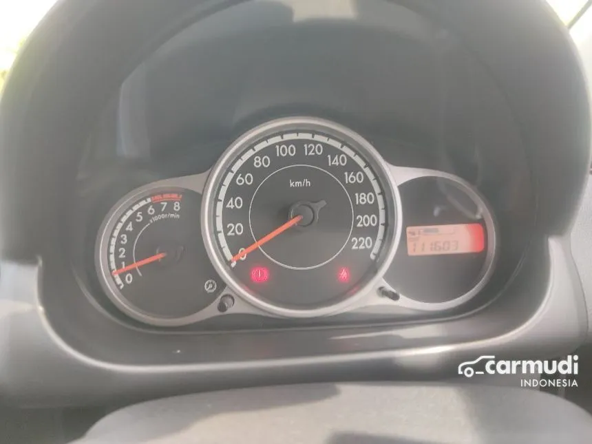 2011 Mazda 2 S Hatchback
