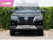 2022 Toyota FORTUNER 2.4 (ปี 15-25) Leader V SUV