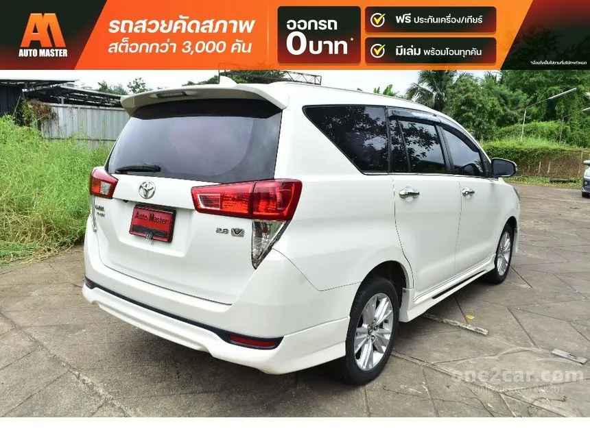 2018 Toyota INNOVA Crysta V Wagon