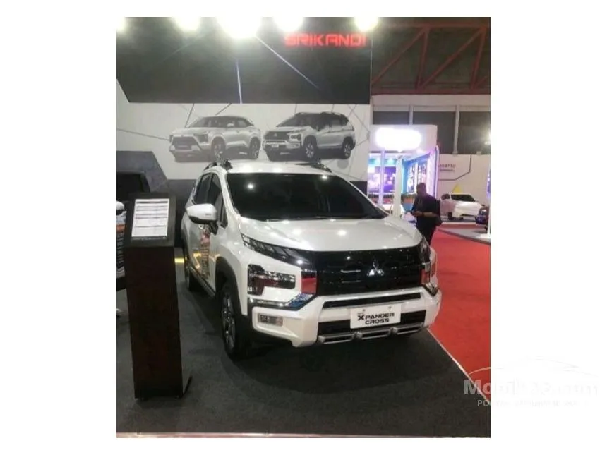 Jual Mobil Mitsubishi Xpander 2024 CROSS Premium Package 1.5 di Banten Automatic Wagon Lainnya Rp 335.000.000