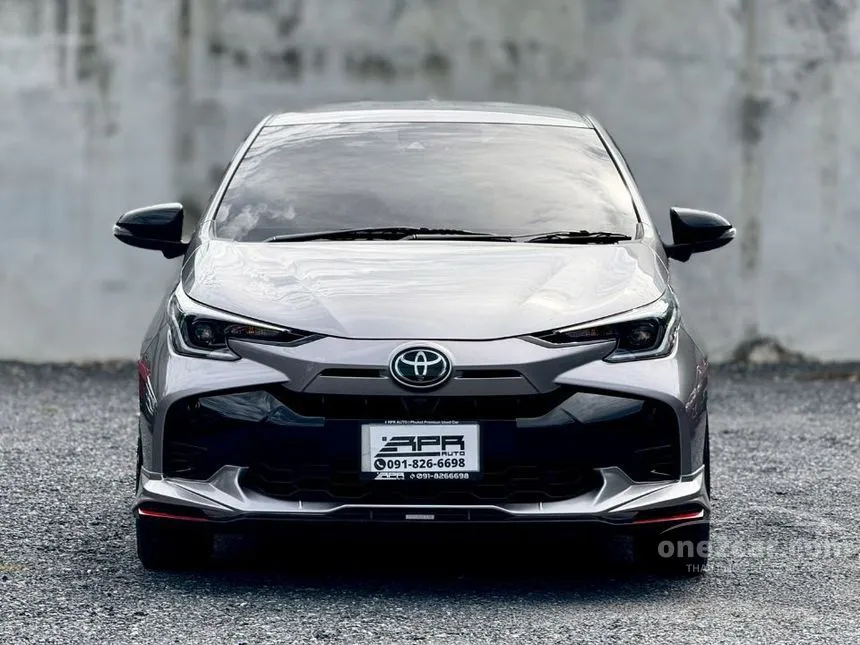 2023 Toyota YARIS Premium S Hatchback