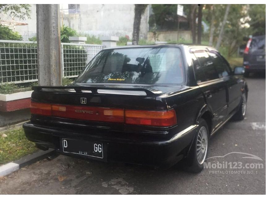 Jual Mobil Honda Civic 1990 1.5 di Jawa Barat Manual Sedan 