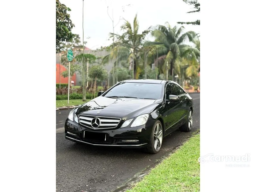 2011 Mercedes-Benz E250 AMG CGI Coupe
