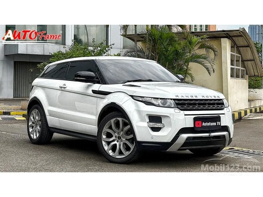 Jual Mobil Land Rover Range Rover Evoque 2012 Dynamic Luxury Si4 2.0 di DKI Jakarta Automatic Coupe Putih Rp 475.000.000
