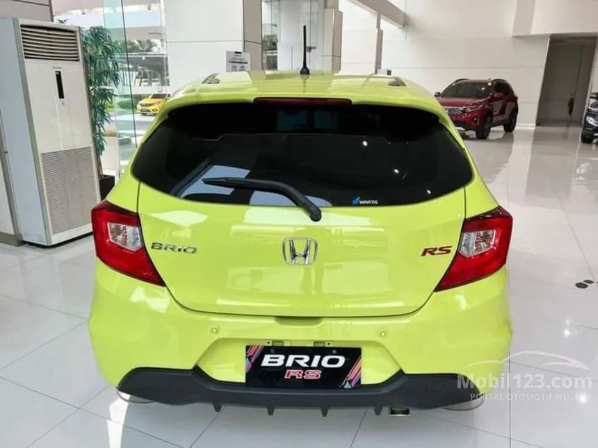 Jual Mobil Honda Brio 2024 RS 1.2 di DKI Jakarta Automatic Hatchback Hijau Rp 240.000.000