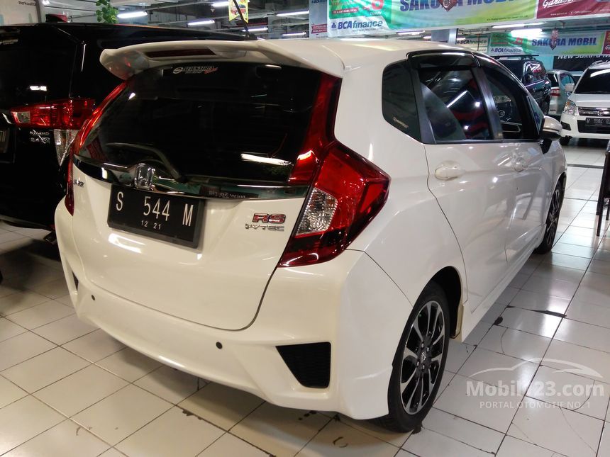 Jual Mobil Honda Jazz 2016 RS 1.5 di Jawa Timur Automatic 