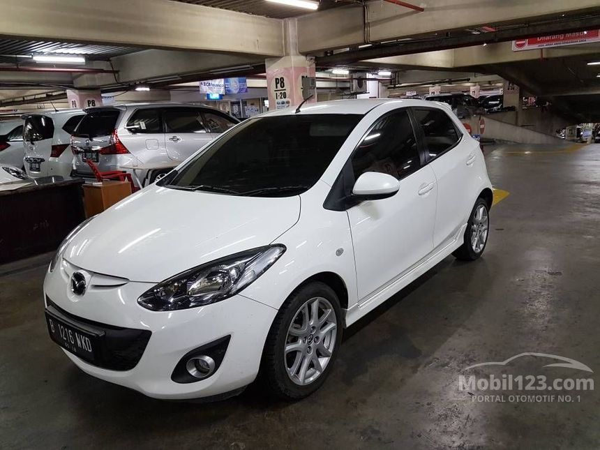 mazda2 sedan mazda mobil indonesia dealer resmi harga 