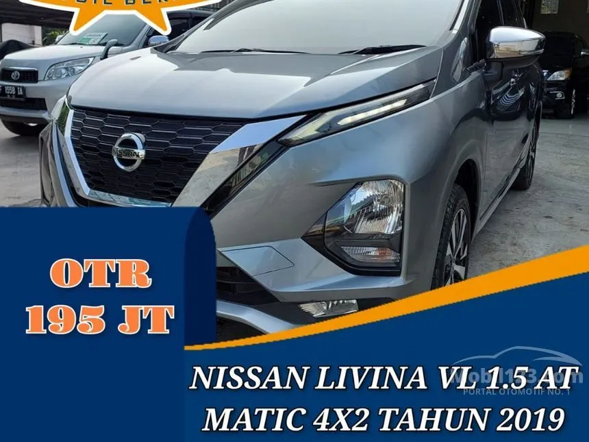 Jual Mobil Nissan Livina 2019 VL 1.5 di Jawa Barat Automatic Wagon Abu