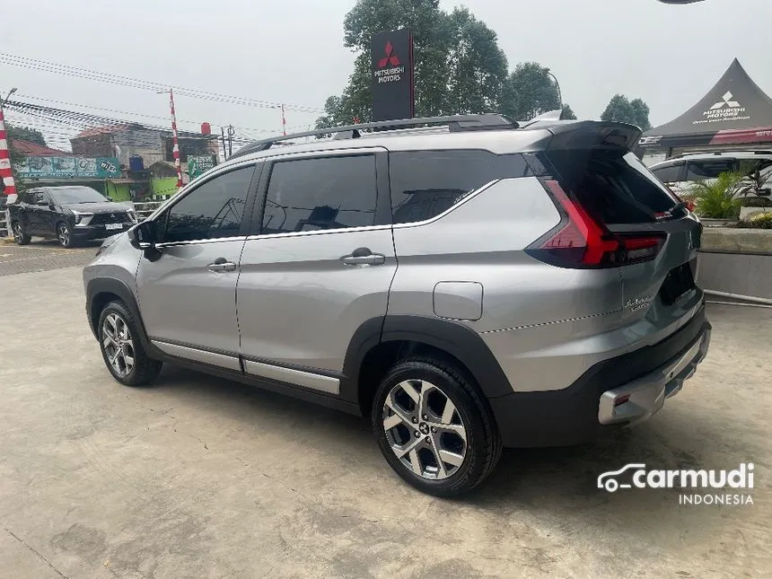 2024 Mitsubishi Xpander CROSS Premium Package Wagon