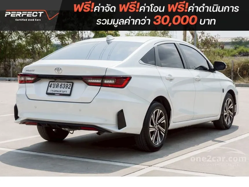 2022 Toyota Yaris Ativ Premium Luxury Sedan