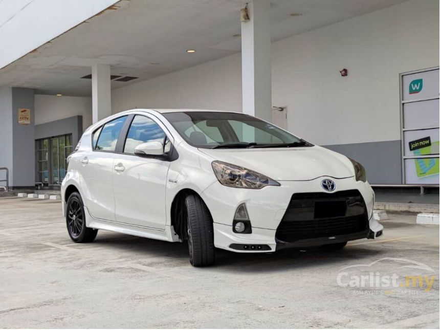 Jual Kereta Toyota Prius C 2013 Hybrid 1 5 Di Johor Automatik Hatchback White Untuk Rm 26 999 7752275 Carlist My