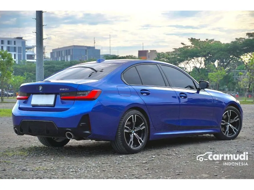 2023 BMW 320i M Sport Sedan