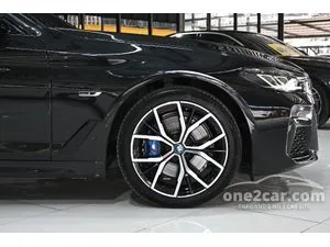 2022 BMW 530e 2.0 M Sport Sedan