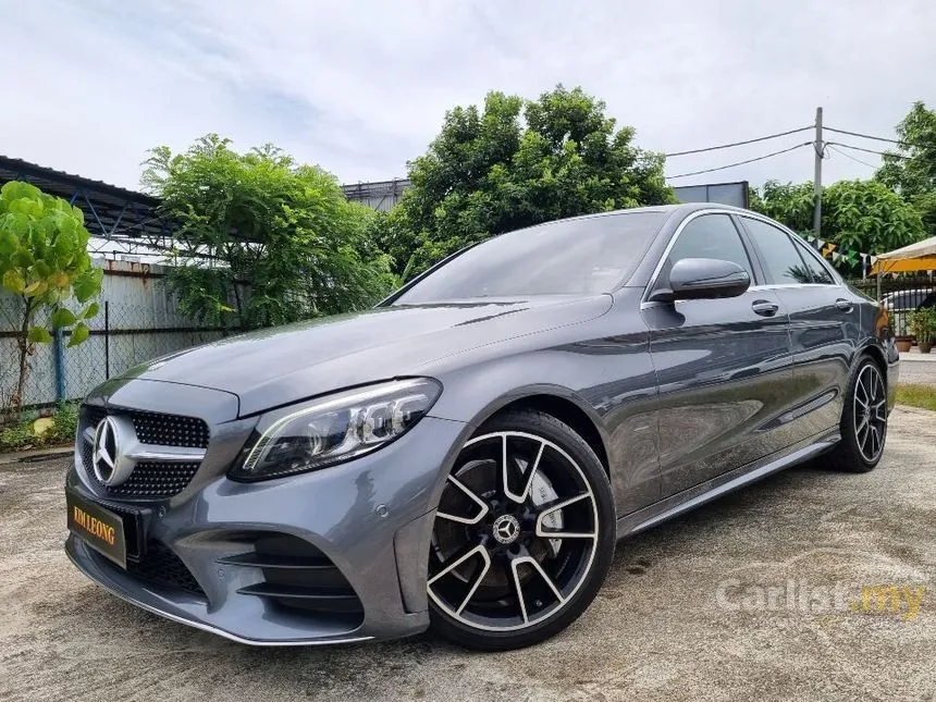 2019 Mercedes-Benz C300 AMG Line Sedan