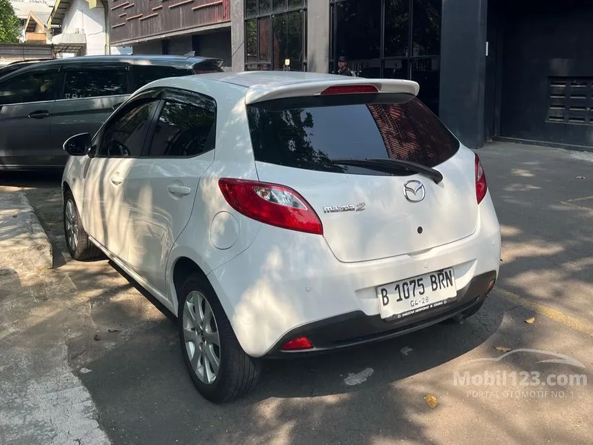 2012 Mazda 2 V Hatchback