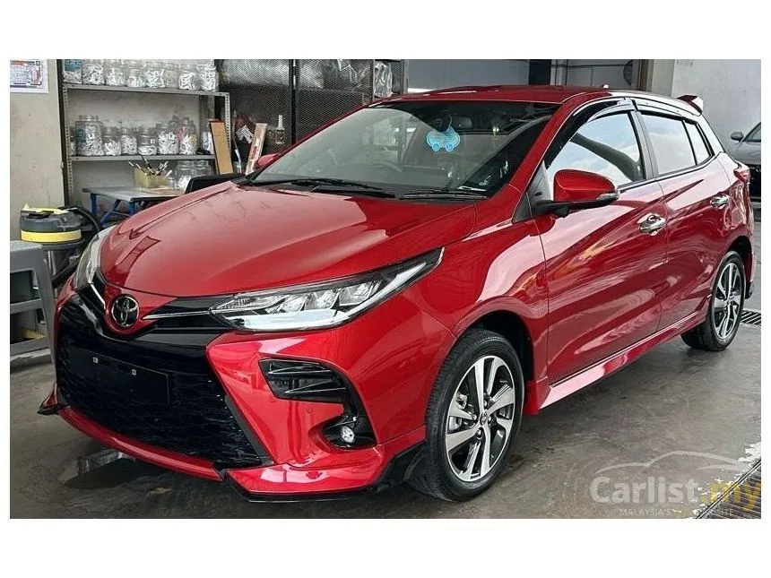 2025 Toyota Yaris G Hatchback