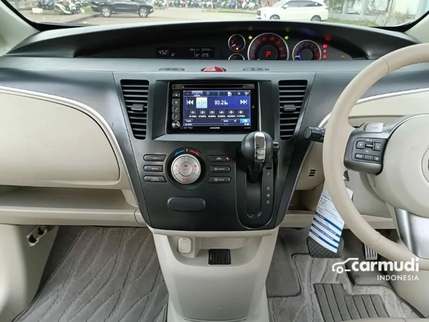 2016 Mazda Biante SKYACTIV-G MPV
