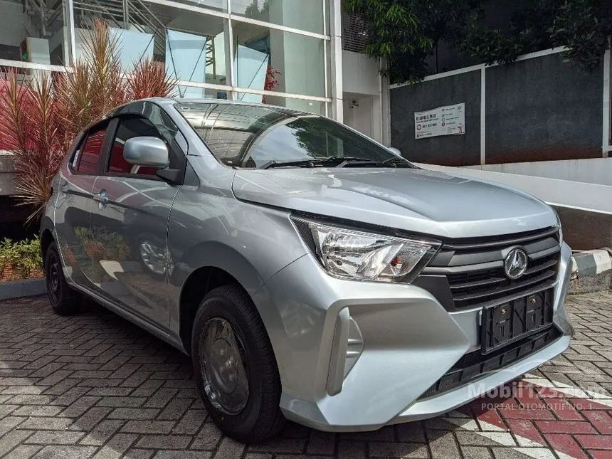 Jual Mobil Daihatsu Ayla 2024 M 1.0 di DKI Jakarta Manual Hatchback Silver Rp 135.000.000