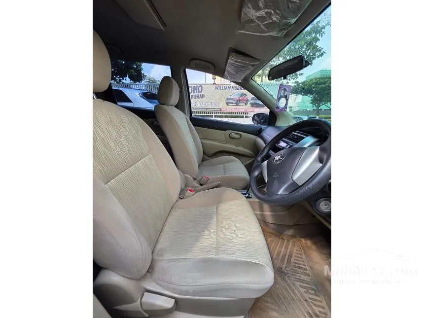 2014 Nissan Grand Livina SV MPV