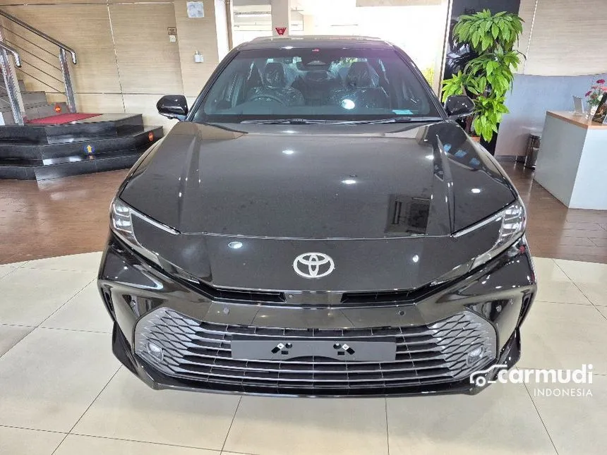 2025 Toyota Camry HV TSS 2 Sedan