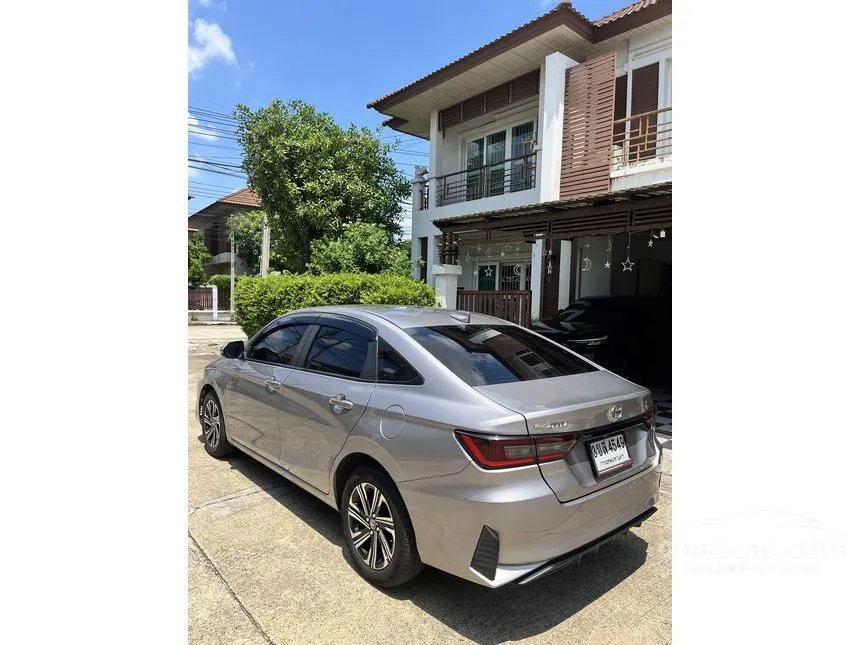 2022 Toyota Yaris Ativ Smart Sedan