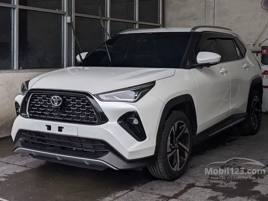 Jual Mobil Toyota Yaris Cross 2024 S GR Parts Aero Package 1.5 di DKI Jakarta Automatic Wagon Putih Rp 388.399.000