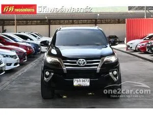 2016 Toyota FORTUNER 2.4 V SUV