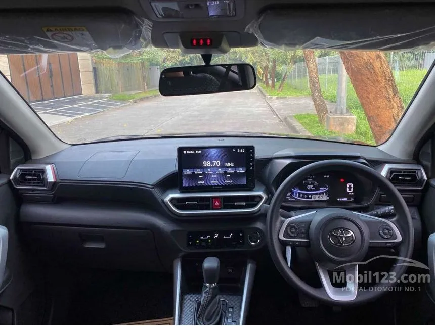 2025 Toyota Raize T G (1 Tone) SUV
