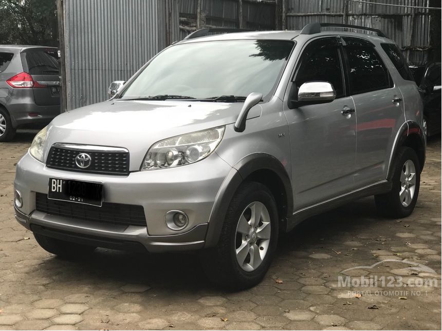 Jual Mobil Toyota Rush 2011 S 1.5 di Jambi Manual SUV 