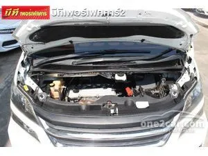 2011 Toyota VELLFIRE 2.4 V Van